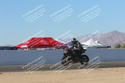 media/Nov-06-2023-Moto Forza (Mon) [[ce023d0744]]/4-Beginner Group/Session 4 (Finish Line Checker)/
